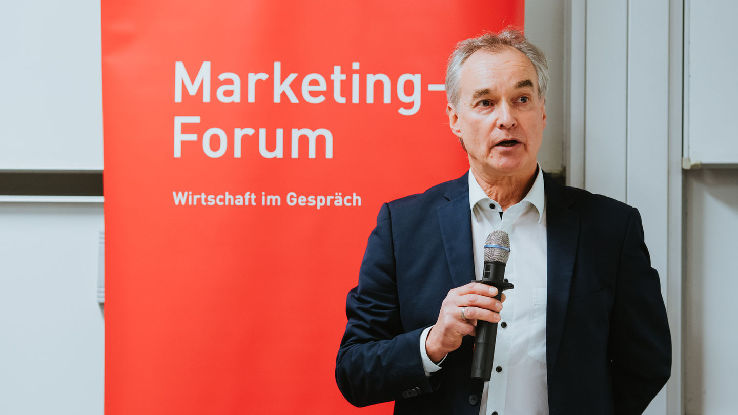 Frank Büch, Marketingleiter der Berliner Verkehrsbetriebe, beim 26. Marketing-Forum der HWR Berlin im Januar 2020. 