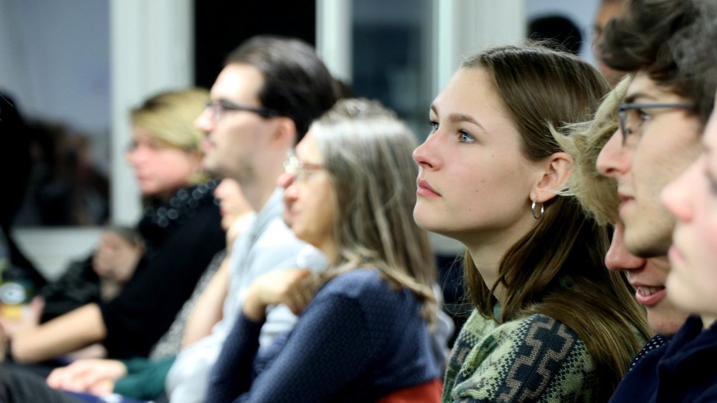 Marketing-Forum mit aktuellen Themen und Trends aus Praxis und Wissenschaft. Am 20. November 2019 spricht Junior Business Manager International der Idealo Internet GmbH Filippo Dattola. Foto: Sylke Schumann 