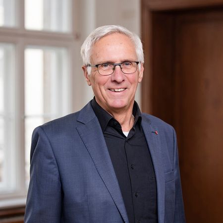 Prof. Dr. Clemens Arzt Prof. Dr. Clemens Arzt