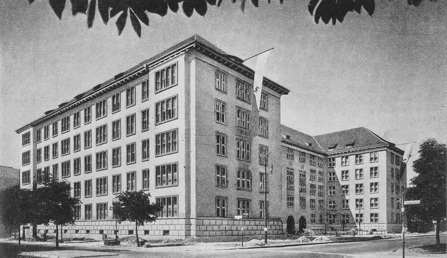 Das Gebäude Badensche Straße 50-51 im Jahr 1943