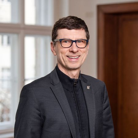 Prof. Dr. Sven Ripsas