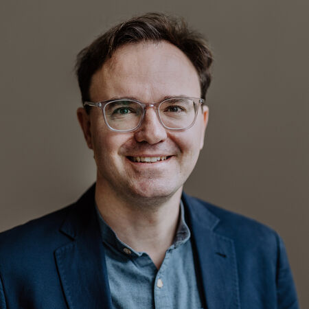 Prof. Dr. Hannes Kübel Prof. Dr. Hannes Kübel