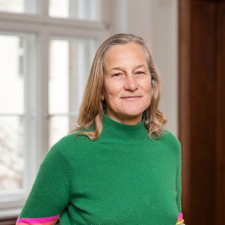 Prof. Dr. Christine Bartsch