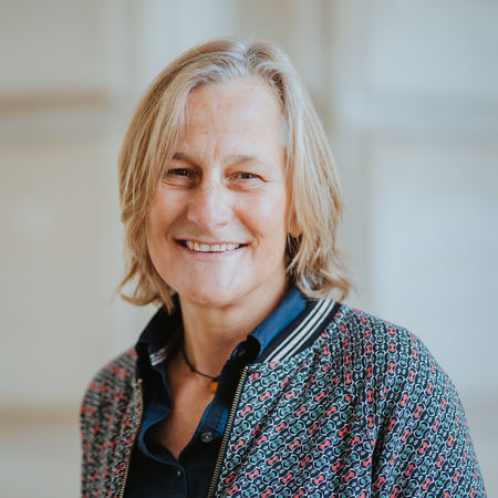 Prof. Dr. Christine Bartsch Prof. Dr. Christine Bartsch