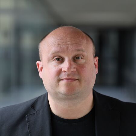 Stephen Köppe Stephen Köppe