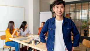 Bachelor-Studiengang Wirtschaftsinformatik an der HWR Berlin. Foto: © JGalione/ Getty Images/ E+
