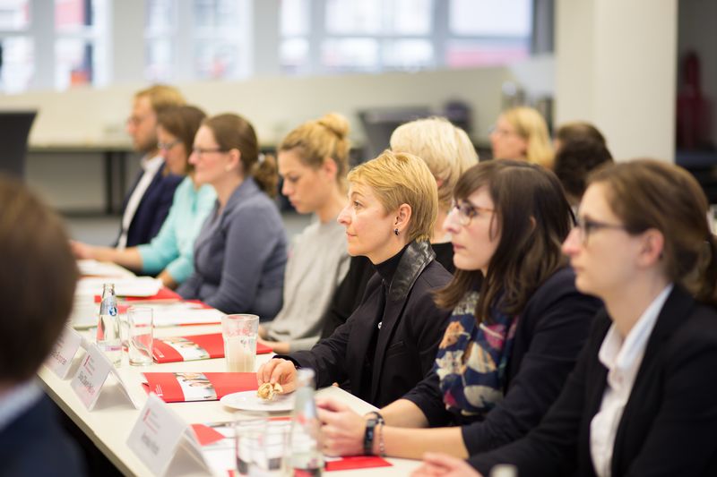 Neue Erkenntnisse aus Wissenschaft und Praxis: Vom 4. bis 6. November 2019 fand erstmals die wichtigste deutschsprachige Tagung der Polizeipsychologie an der HWR Berlin statt.