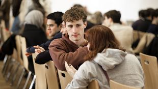 Tag der offenen Tür an der Hochschule für Wirtschaft und Recht Berlin am 4. Juni 2025 von 11–15 Uhr: Infos und Beratung zu Studiengängen in Wirtschaft, Verwaltung, Recht und Sicherheit – zur Studienorientierung und Studienbewerbung. Foto: Manfred H. Vogel