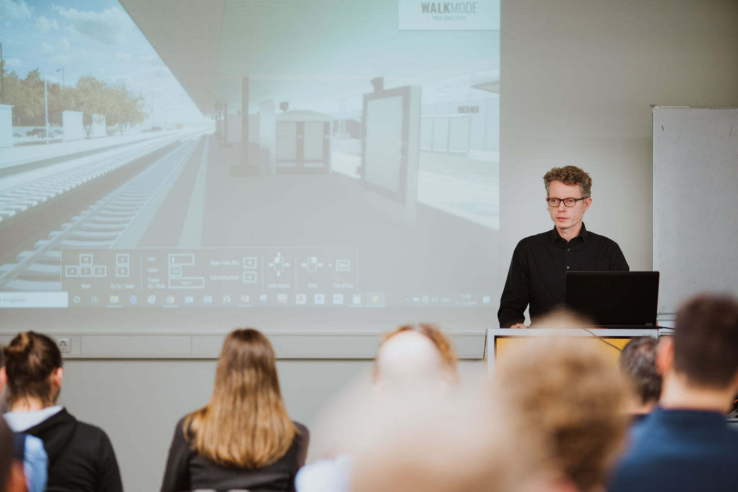 Building Information Modeling (BIM) revolutioniert die Bauplanung. Bei einem Come Together am 21. November 2019 stellte die HWR Berlin den Einsatz der digitalen Methode in Lehre und Praxis vor.