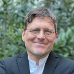 Dr. Florian Flörsheimer Dr. Florian Flörsheimer