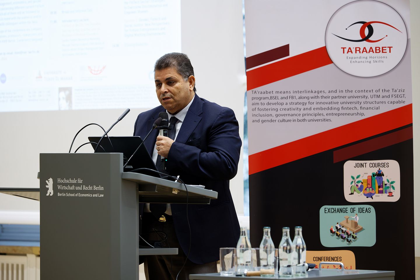 Prof. Dr. Adel Boubaker, Directeur du département Finance et Comptabilité de la FSEGT 