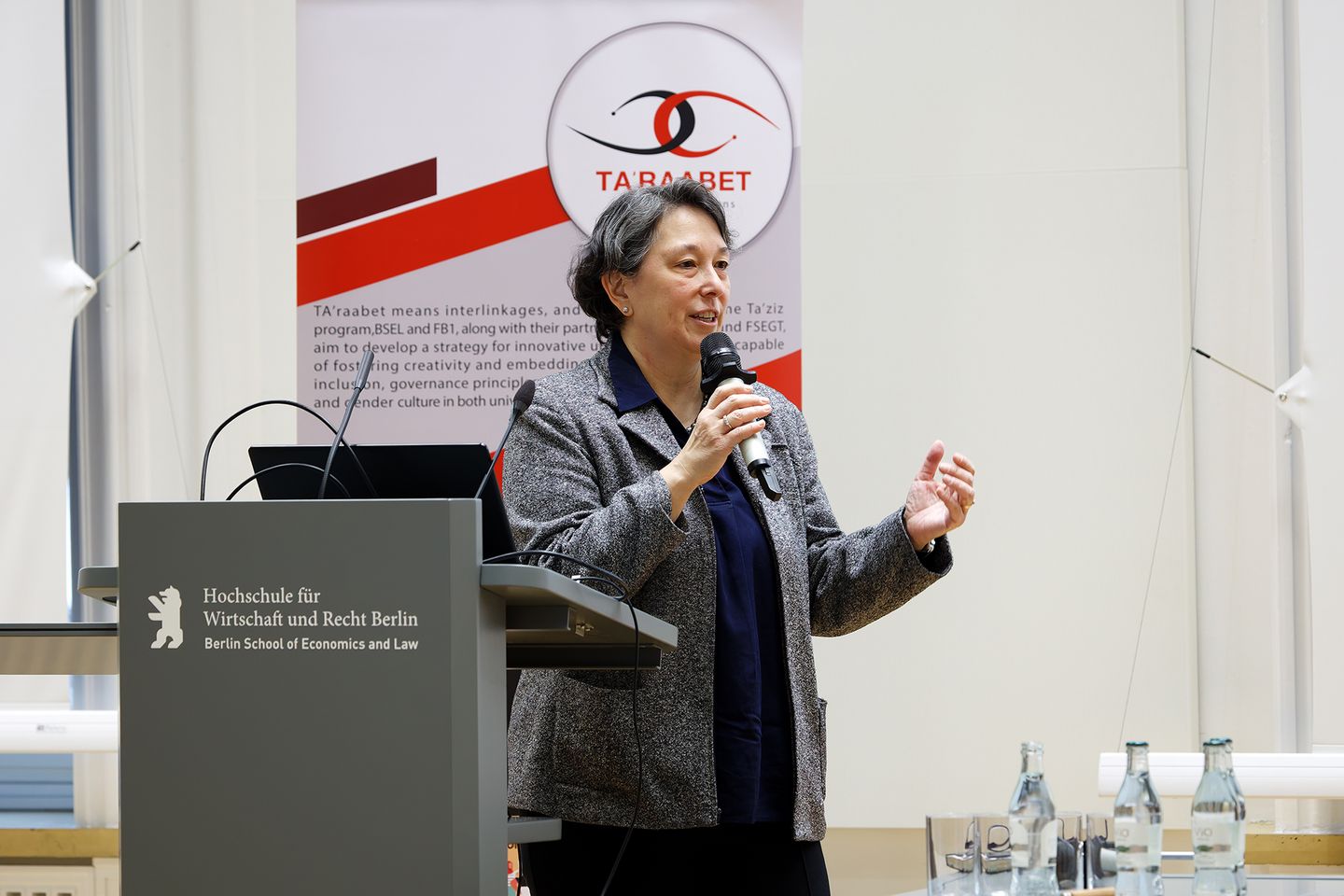 Ta’raabet conference Rednerin