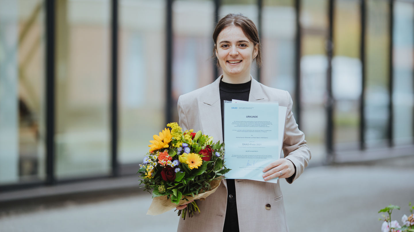 Blerta Kastrioti wurde 2021 mit dem DAAD-Preis ausgezeichnet. Foto: Oana Popa-Costea