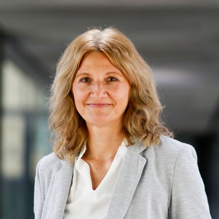 Prof. Dr. Janine Neuhaus