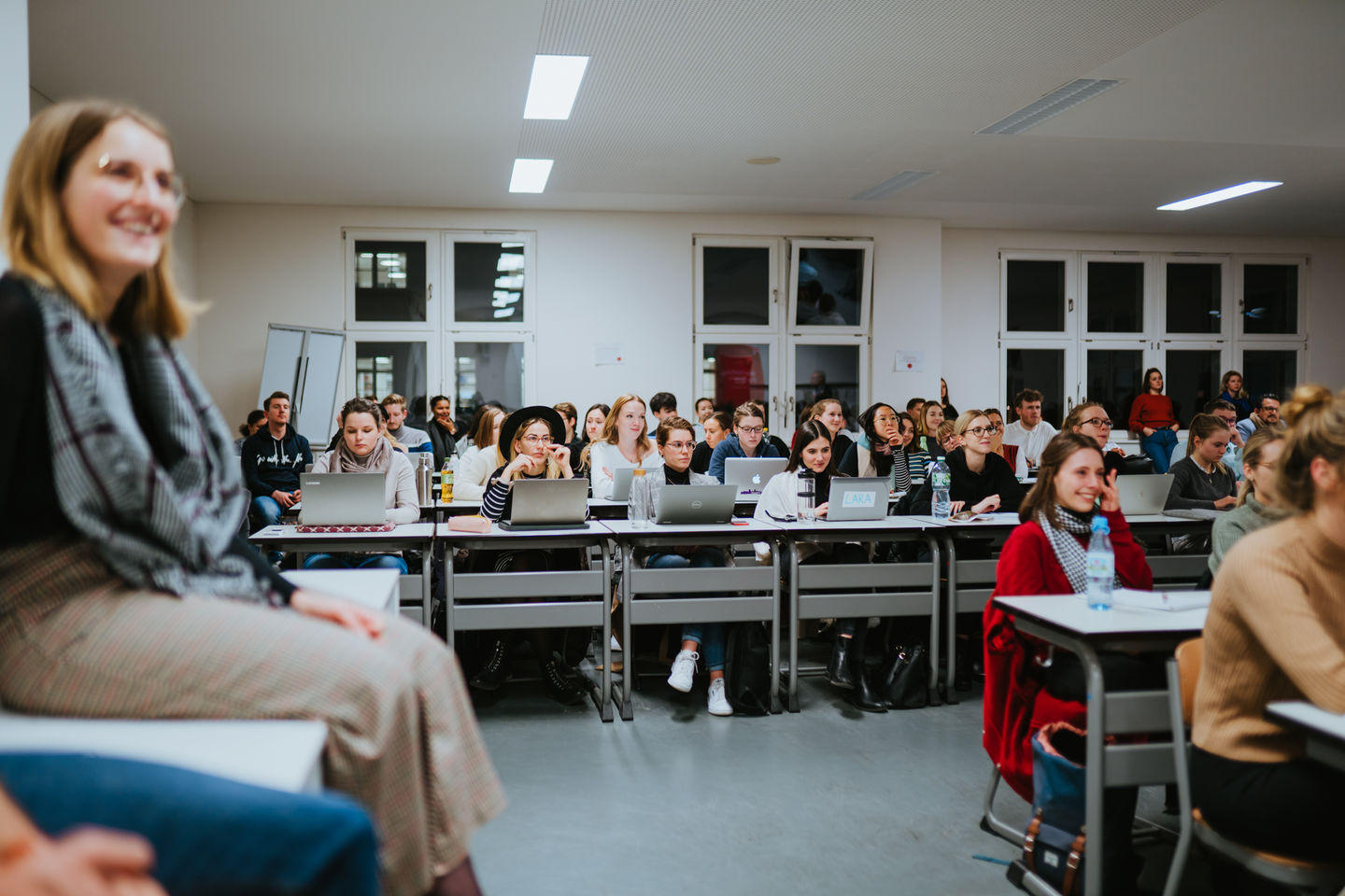 26. Marketing-Forum am 15. Januar 2020: BVG-Marketingleiter Frank Büch diskutiert mit Studierenden die Imagekampagne "Weil wir dich lieben". 