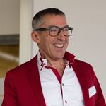Prof. Dr. Ralf T. Kreutzer Prof. Dr. Ralf T. Kreutzer