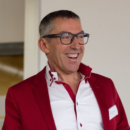 Prof. Dr. Ralf T. Kreutzer Prof. Dr. Ralf T. Kreutzer