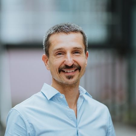 Prof. Dr. Tobias Ringeisen Prof. Dr. Tobias Ringeisen
