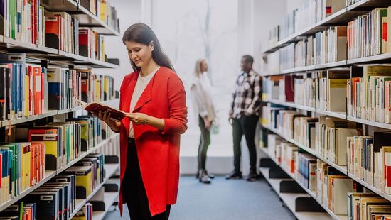 Hochschulbibliothek der HWR Berlin am Campus Schöneberg. Foto: Lukas Schramm