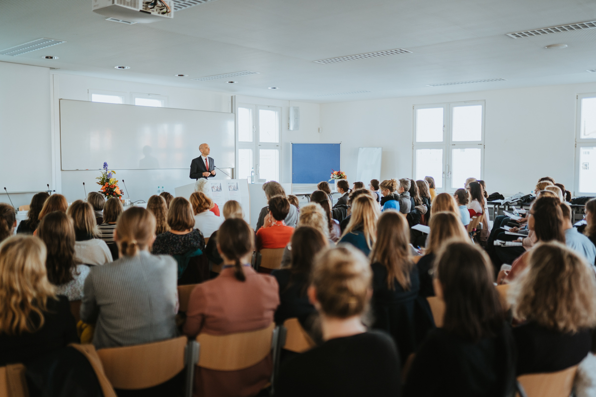 Professorin werden – aber wie? Karrieretag Berufsperspektive Professorin am 30. Oktober 2019 an der HWR Berlin