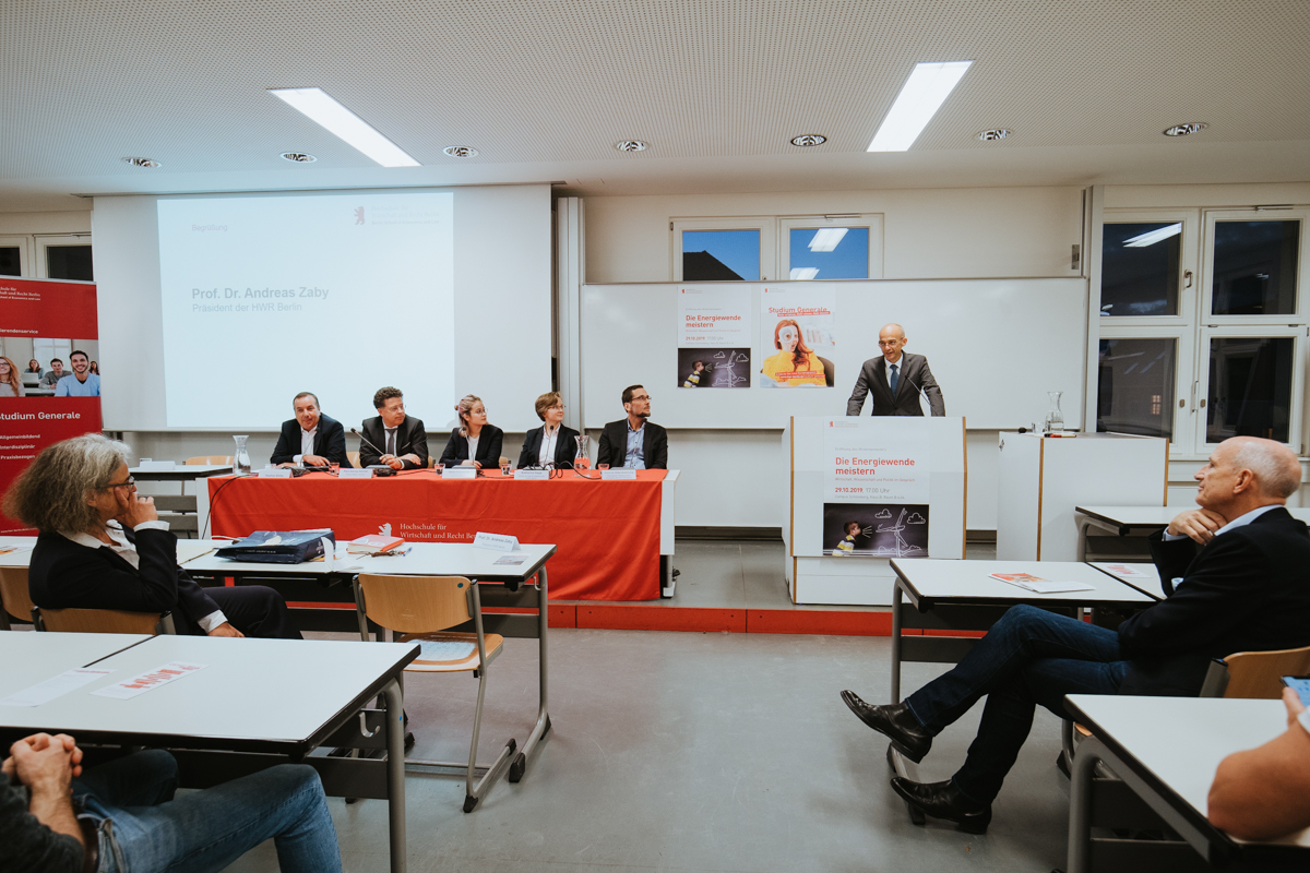 Energiewende meistern: Podiumsdiskussion bei der Semestereröffnung des Studium Generale der HWR Berlin am 29. Oktober 2019