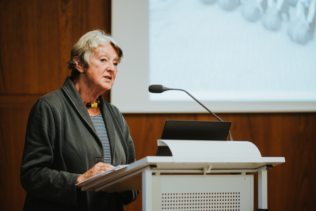 HWR Berlin: Prof. Dr. Dorothea Schmidt stellt ihr Buch "Die Kraft der deutschen Erde" vor